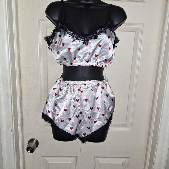Two-piece night suit size Medium - Picture 1 of 6